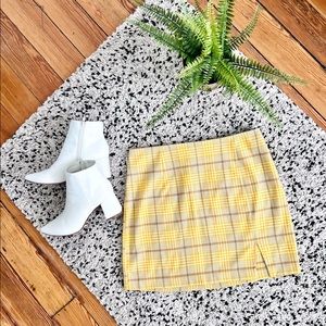 Plaid mini skirt